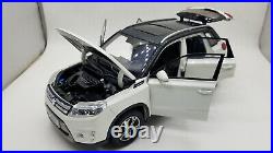 Diecast Model Car 118 Suzuki Vitara Escudo 2016 White SUV Alloy Toy Gifts