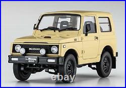 Hasegawa 1/24 Suzuki Jimny (JA11-1 type) w / Wood Steering Plastic Model