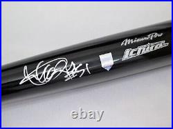 Ichiro Suzuki autographed Mizuno Pro model black bat with Ichiro hologram