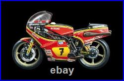 Italeri 4644 Suzuki RG500 XR27 Barry Sheene 1978 19 Plastic Model Motorbike Kit
