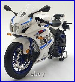 LCD Models 1/12 Scale 02136 Suzuki GSX-R R1000 Motorbike White/Blue