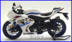 LCD Models 1/12 Scale 02136 Suzuki GSX-R R1000 Motorbike White/Blue