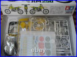 Oshika TAMIYA 1/12 Kit Suzuki RM250 Motocrosser 1982 Plastic Model Japan Limited
