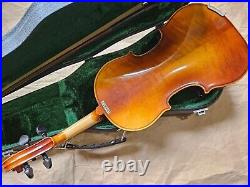 Suzuki Etude model 220 size 1/4 Violin, Japan. With case&bow, Very Good Condition