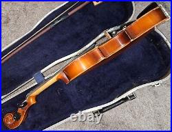 Suzuki Etude model 220 size 1/4 Violin, Japan with case & bow, Very Good Condition