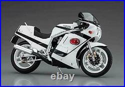 Suzuki GSX-R750 motorcycle police specification 1/12 scale plastic model