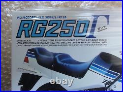 Suzuki RG250r 112 Scale Sport Bike Motorcycle Model Kit by Tamiya 14024