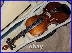 Suzuki model 2213 size 13 viola with case & bow. Japan. Very good condition